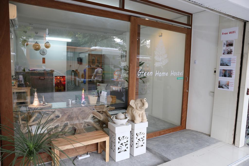 Green Home Hostel And Massage Bangkok Eksteriør billede