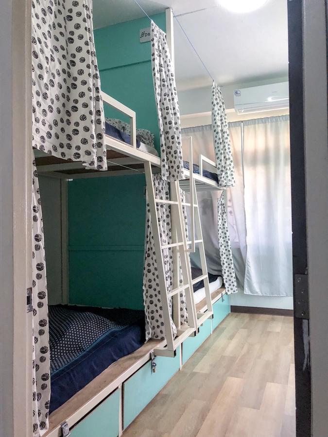 Green Home Hostel And Massage Bangkok Eksteriør billede